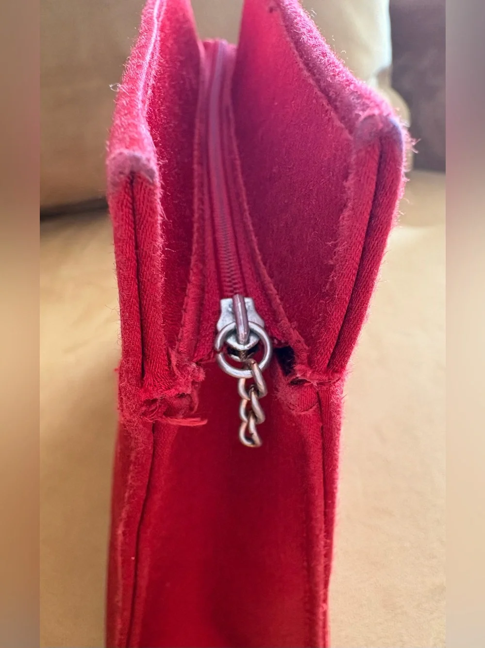 YSL Parfums Red Satin Cosmetic Makeup Bag Zip Travel Pouch Vanity Case